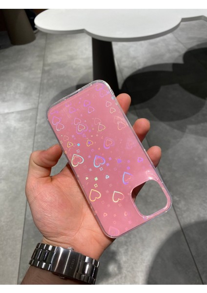 Iphone 13 ve 14 Uyumlu Kalp Desenli Hologram Silikon Kılıf