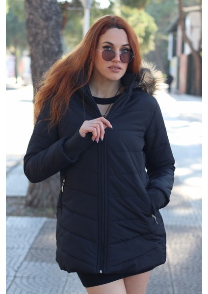 Barbora Kışlık Eldivenli Kapüşonu Kürklü Kadın Şişme Mont TR121SIYAH33