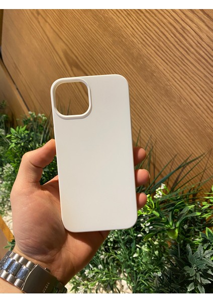 Apple iPhone 13 ve 14 Uyumlu Darbe Emici Koruyucu Şık Silikon Kılıf