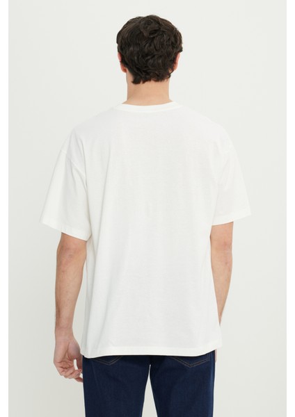 %100 Pamuk Oversize Fit Rahat Kesim Bisiklet Yaka Baskılı Tişört indirimleri