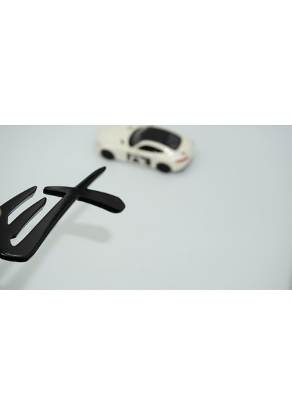 Lancer Ex Bagaj Siyah Yazı Logo Arma