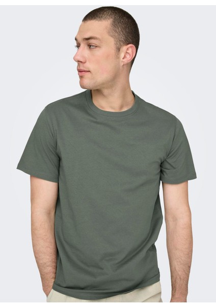 O Yaka Düz Zümrüt Yeşili Erkek T-Shirt Onsmax Lıfe Ss Stıtch Tee Noos