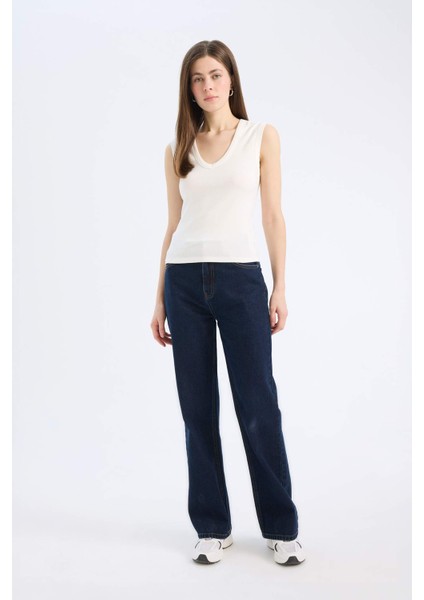 Slim Fit Dar Kesim V Yaka Ribana Atlet E5779AX25SP fiyatları