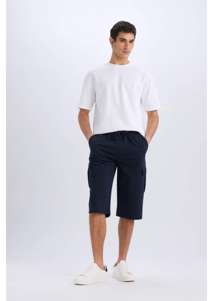 Slim Fit Dar Kesim Kargo Cepli Basic Düz Kapri Şort T4693AZ25SM