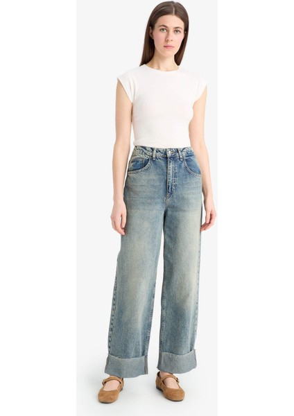 Slim Fit Dar Kesim Bisiklet Yaka Basic Düz Modal Kısa Kollu Tişört F0685AX25SP