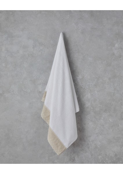 Linda Pamuklu Nakışlı Banyo Havlusu 90X150 cm Beyaz