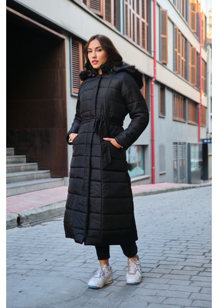 Toridas Günlük Kışlık Tam Boy Şişme Kadın Mont BT180SIYAH4