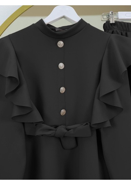 Düğme Detaylı Dik Yaka Omuzu Fırfırlı Scuba Takım fiyatları