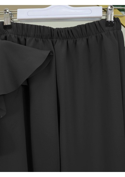 Düğme Detaylı Dik Yaka Omuzu Fırfırlı Scuba Takım fırsatları