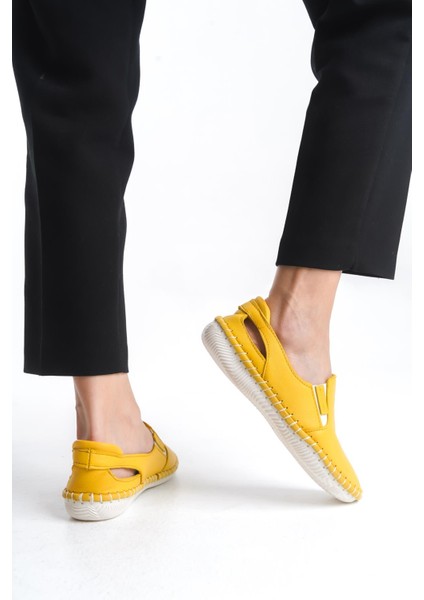 Kadın Deri Arkası Açık Günlük Ayakkabı Yanı Lastik Detaylı Tam Kalıp Kadın Comfort Ayakkabı modelleri