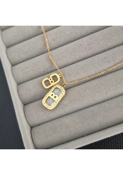 Çelik Gold Renk Taşlı B Harf Kadın Kolye fiyatları