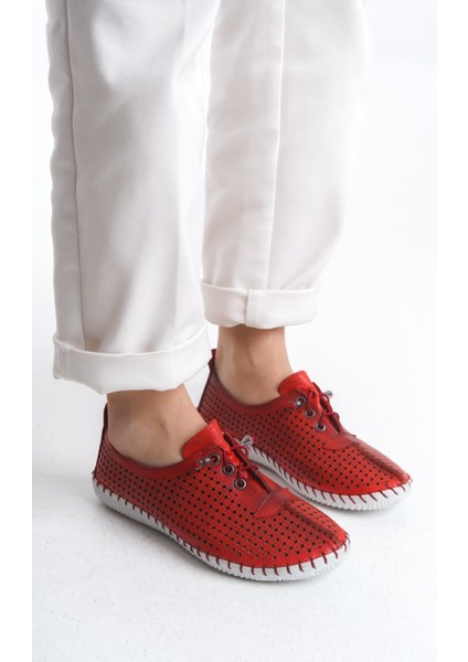 Kadın Deri Ortopedik Günlük Ayakkabı Delikli Yuvarlak Burun Düz Taban Mevsimlik Ayakkabı modelleri