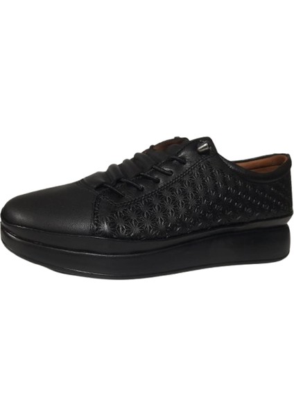 Kadın Siyah Deri Lastik-Bağcıklı Ortopedik Model Günlük Klasik Şık Ayakkabı fiyatları