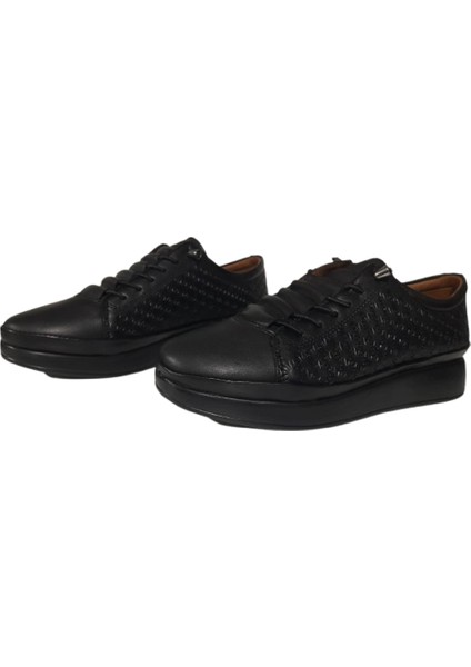 Kadın Siyah Deri Lastik-Bağcıklı Ortopedik Model Günlük Klasik Şık Ayakkabı indirimleri