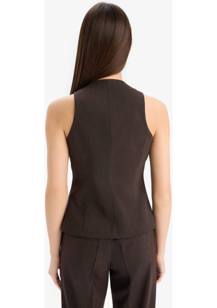 Afra x DeFacto Fitted Bisiklet Yaka Düğmeli Kolsuz Triko Hırka E4661AX25SP