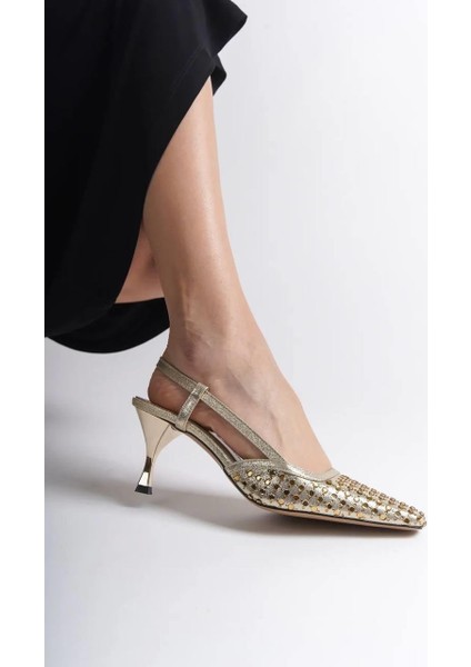 Kadın Arkası Açık Küt Burunlu Taşlı Orta Topuklu Kadın Ayakkabı 5 cm modelleri