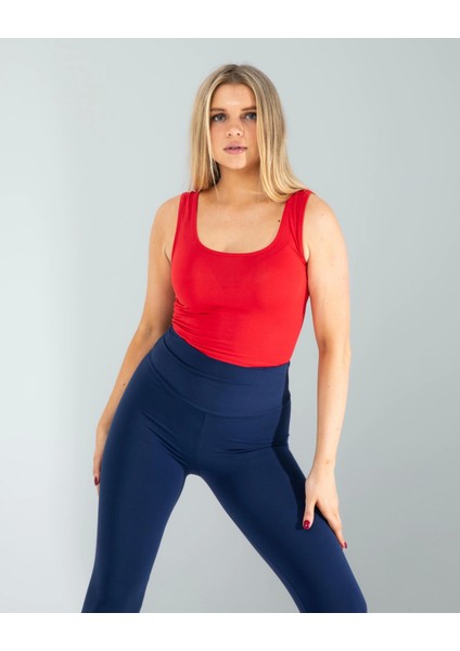 Kırmızı Kare Yaka Basic Bluz