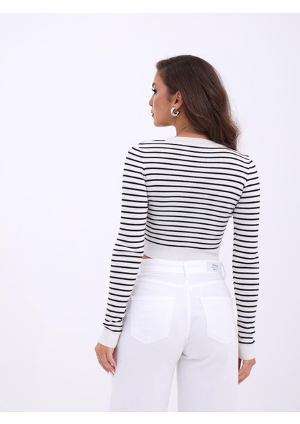 42211 Triko Çizgili Crop-Ekru-Siyah