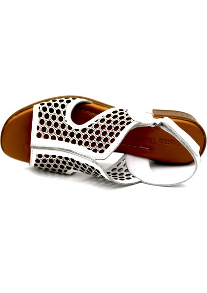 45218 Kadın Sandalet fırsatları