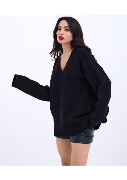 43281 Triko V Yaka Salaş-Siyah