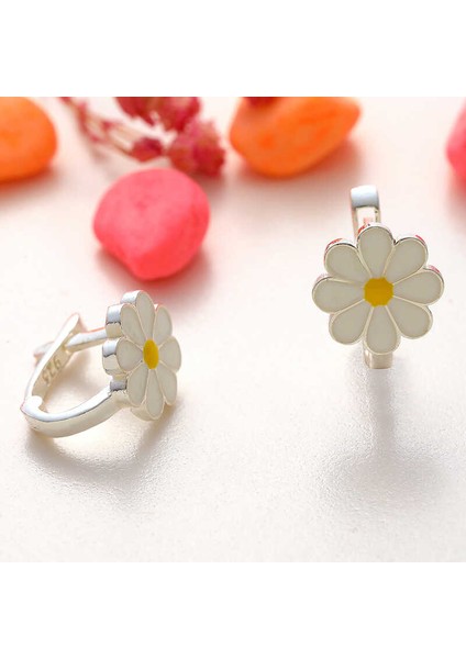 Gümüş Papatya Çocuk Küpesi