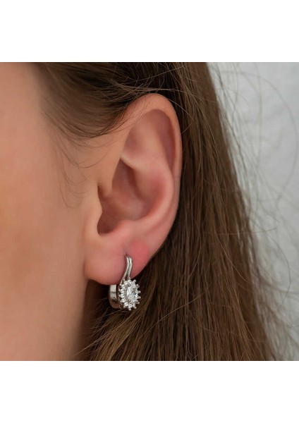 Gümüş Mengeçli Oval Kesim Küpe modelleri