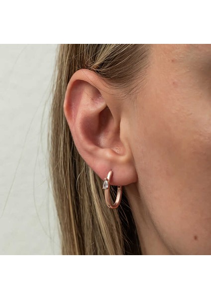 Gümüş Oval Damla Taşlı Kadın Küpe modelleri