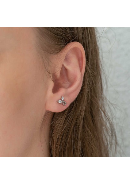 Gümüş Zirkon Taşlı Çivili Küpe modelleri