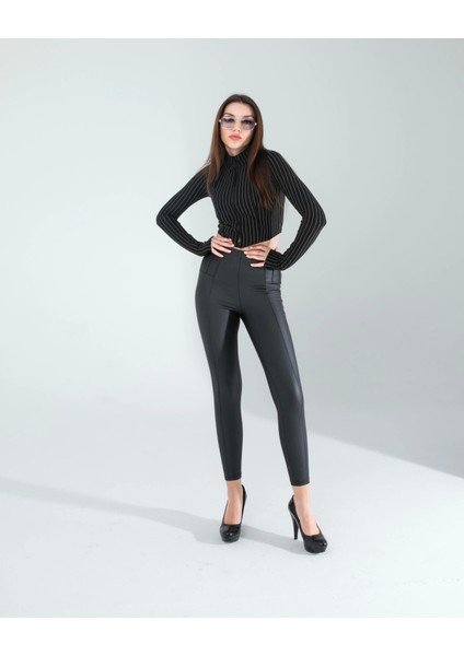 Siyah Fitilli Parmak Geçmeli Crop