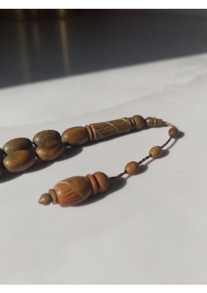 Pelesenk Tesbih - Kapsül Kesim Taneler (8x12 mm), Sıralı Dizi Püskül, Şık ve Zarif Tasarım indirimleri