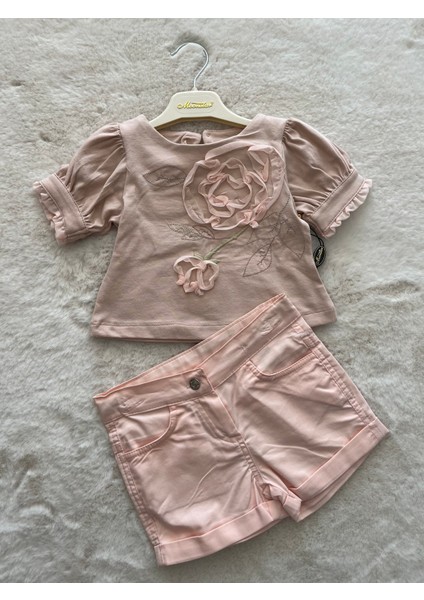 Güllü Şortlu Takım