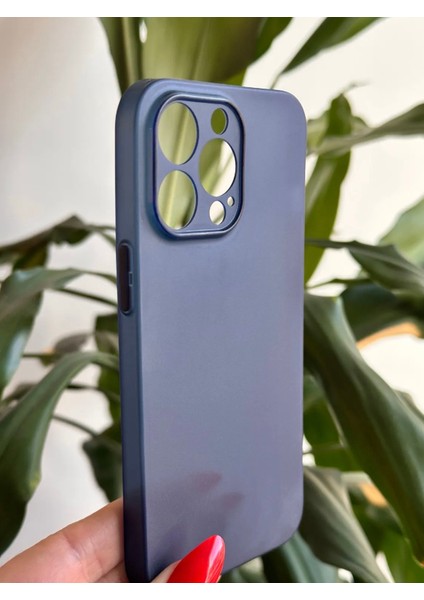 iPhone 13 Pro Ultra İnce Mat Lacivert Silikon Kılıf fiyatları