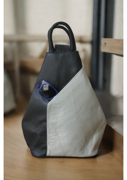 Deri Kadın Omuz ve Sırt Çantası Vazo Model Koyu Haki,krem Rengi Çntdrvzhakikrem1 fırsatları