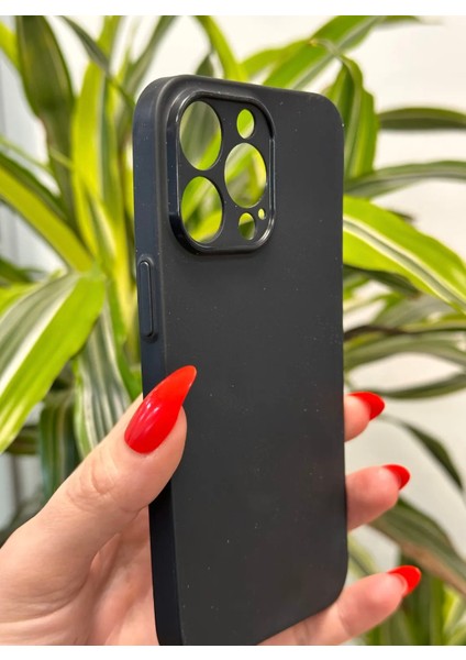 iPhone 13 Pro Ultra İnce Mat Silikon Kılıf modelleri