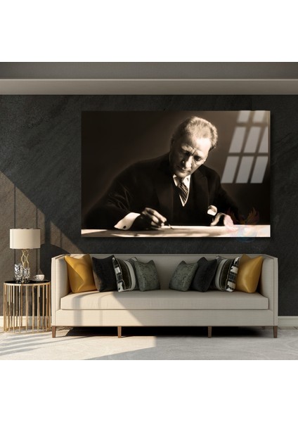 Yatay Cam Atatürk Görseli Tablo Atatürk Temalı Duvar Dekoru modelleri