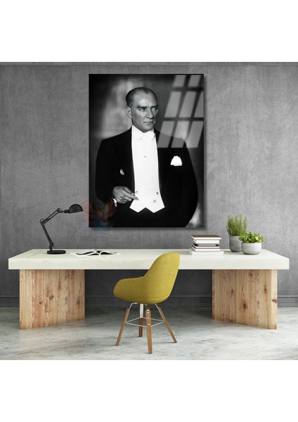 Mustafa Kemal Atatürk Siyah Beyaz Cam Tablo Dikey Duvar Tablosu Ev Ofis Tablosu