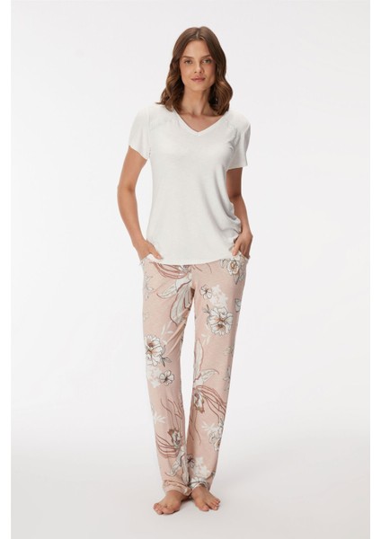 Egeteks Kadın Ekru Viskon V Yaka Çicek Seneli Kısa Kollu Pijama Takımı
