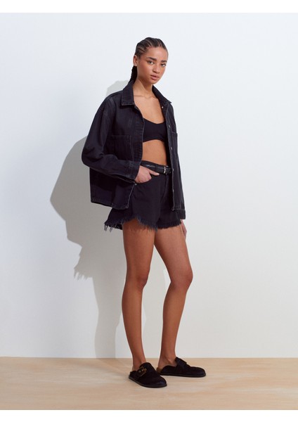 50749 Ön Bölümü Dikişli Oversize Denim Gömlek-Siyah modelleri