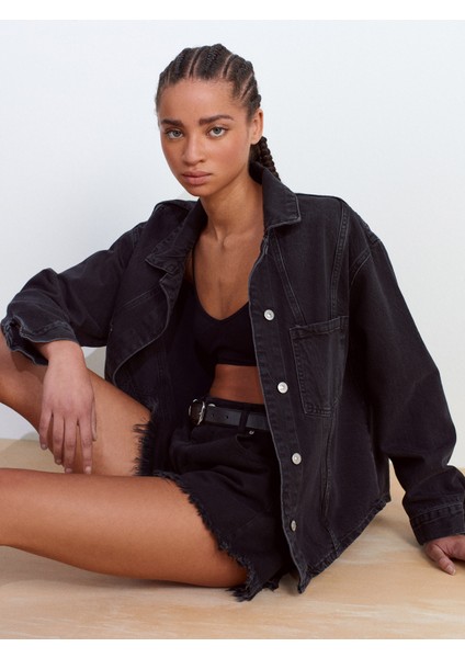 50749 Ön Bölümü Dikişli Oversize Denim Gömlek-Siyah indirimleri
