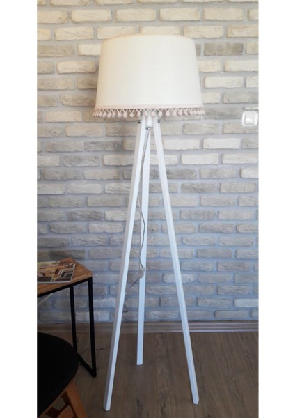 Ponpon Aks. 3 Ayaklimasif Lambader,tripod( Kemik Keten Şapka/ Beyaz Ayak)