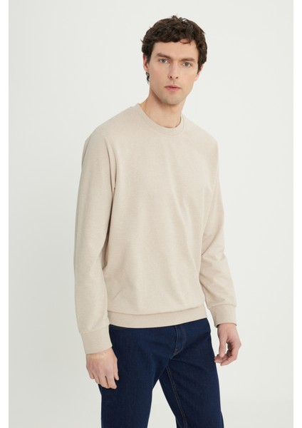 Standart Fit Normal Kesim 2 Iplik Recycle Pamuklu Bisiklet Yaka Sweatshirt indirimleri