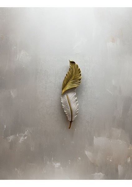 Tüy Aplik Led'li Pilli Dekoratif Duvar Aydınlatma Krem-Gold 60*16 cm