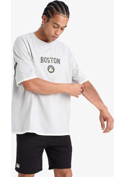 Defactofit Nba Boston Celtics Oversize Geniş Kalıp Bisiklet Yaka Kısa Kollu TIŞÖRT E0131AX25SP