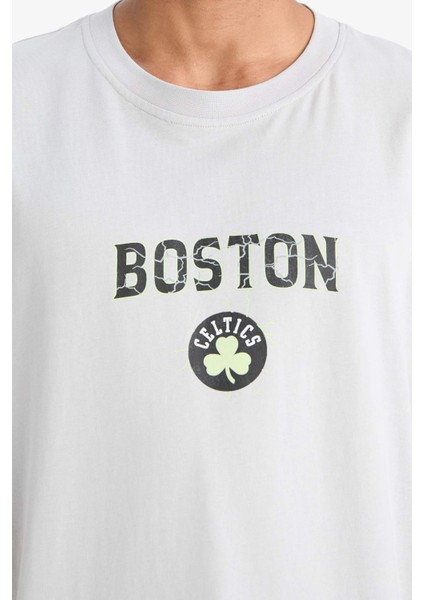 Defactofit Nba Boston Celtics Oversize Geniş Kalıp Bisiklet Yaka Kısa Kollu TIŞÖRT E0131AX25SP