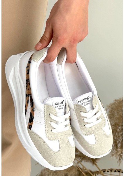 Ceylinmoda Zitta Beyaz Cilt Leopar Detaylı Spor Ayakkabı