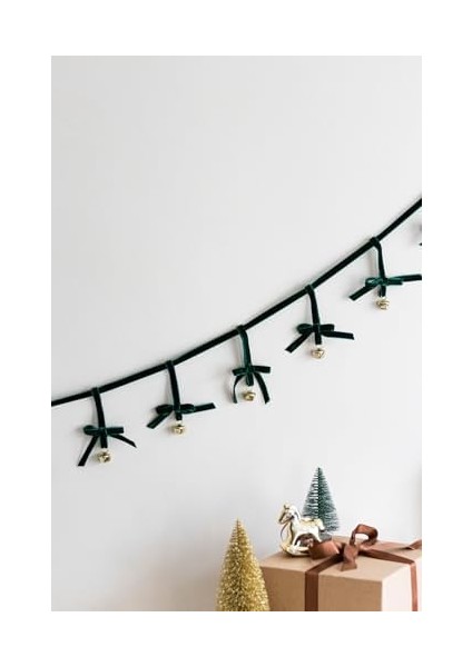 & Stone Yılbaşı Kadife Kurdele Gold Zilli Zincir Noel Çam Ağaç Süsü