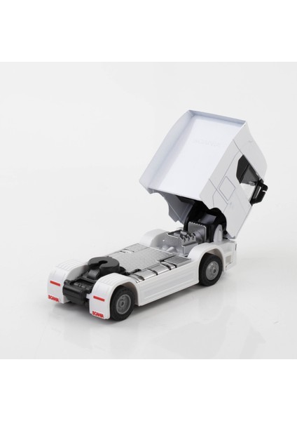 Metal 1:50 Ölçek Sesli ve Işıklı Tır Kafası Beyaz Renk indirimleri
