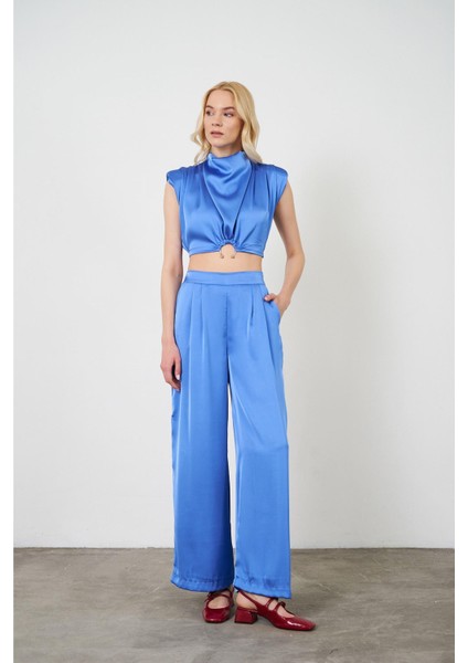 Halka Detaylı Pileli Saten Bluz-Mavi