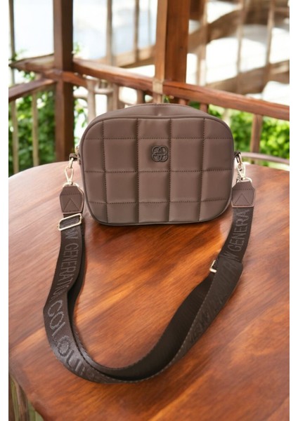 Kadın Kahverengi Kalın Askılı Kapitone Omuz Çantası