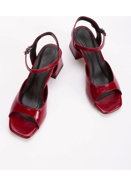 Kadın Bordo Rugan Kalın Topuklu Ayakkabı modelleri